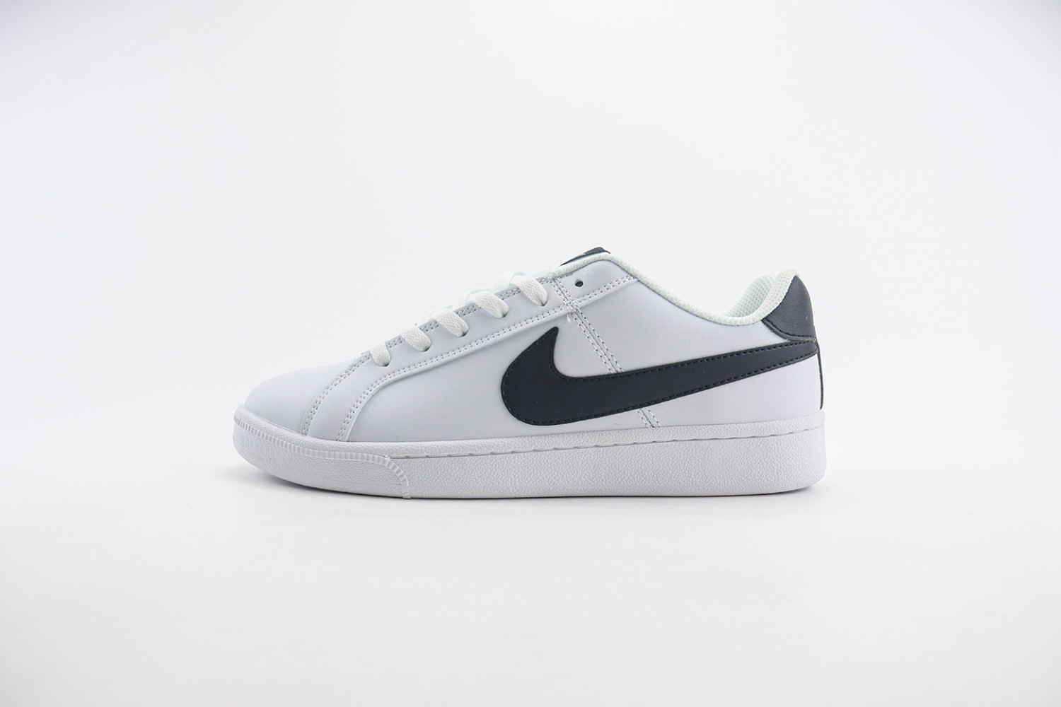  Nike Blazer 77 NB7700012