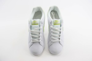  Nike Blazer 77 NB7700014