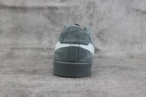 Nike Blazer 77 NB7700023