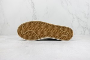  Nike Blazer 77 NB7700035