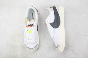  Nike Blazer 77 NB7700056