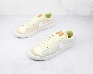  Nike Blazer 77 NB7700074