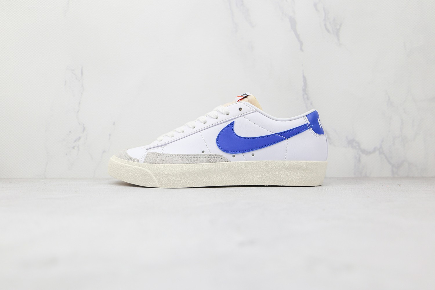  Nike Blazer 77 NB7700075