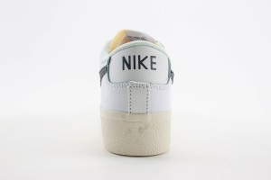  Nike Blazer 77 NB770008