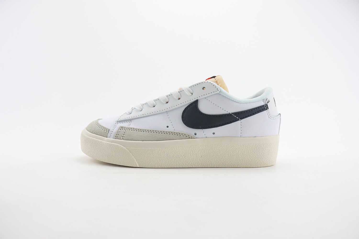  Nike Blazer 77 NB770008