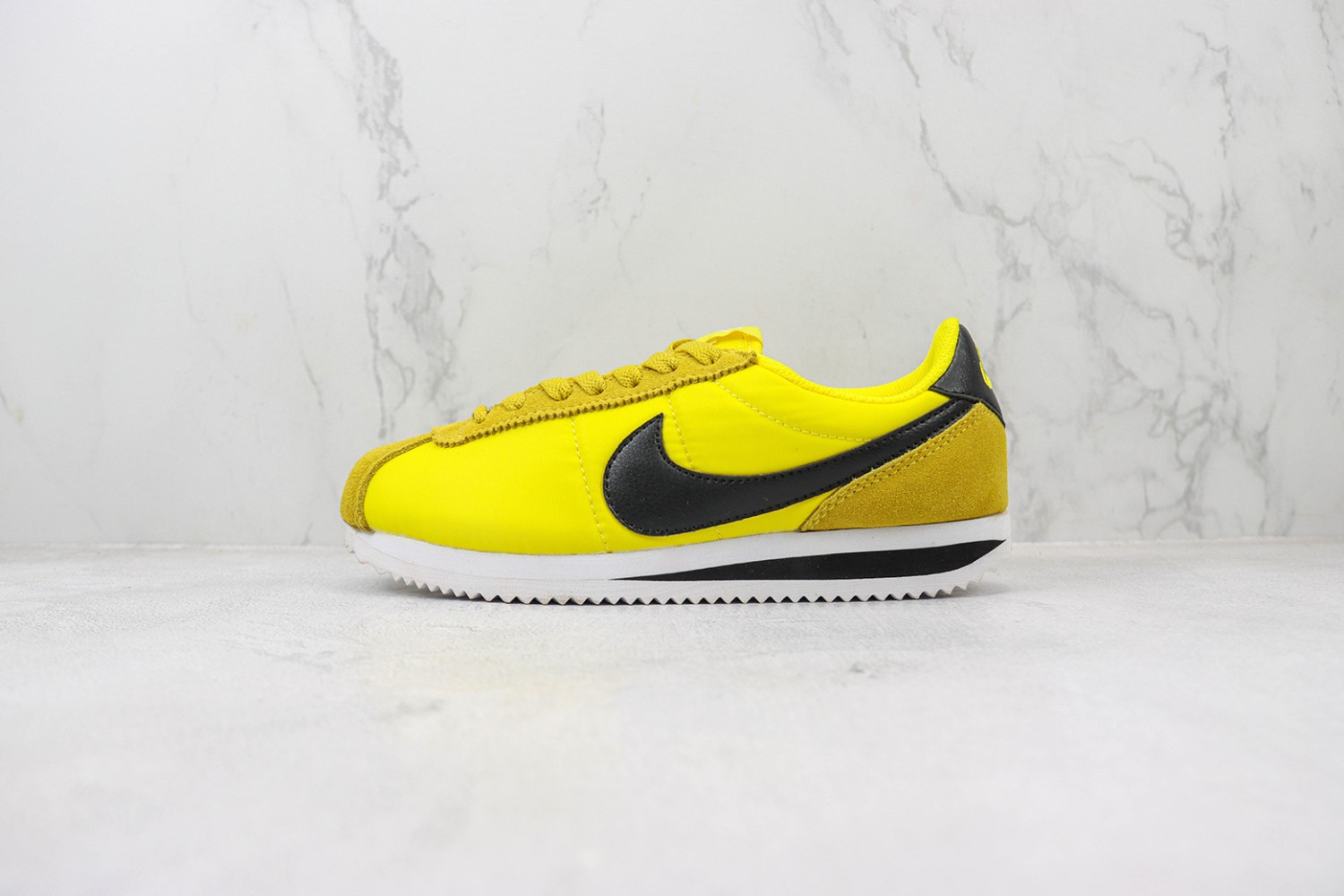  Nike Cortez sneakers NCS100027