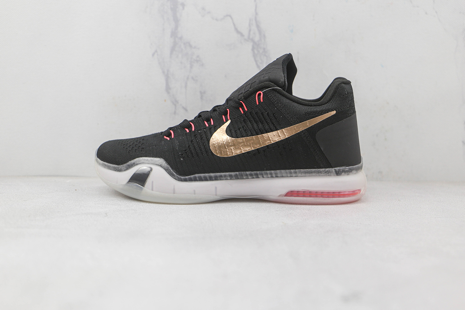  Nike Kobe Sneaker NKS1000103