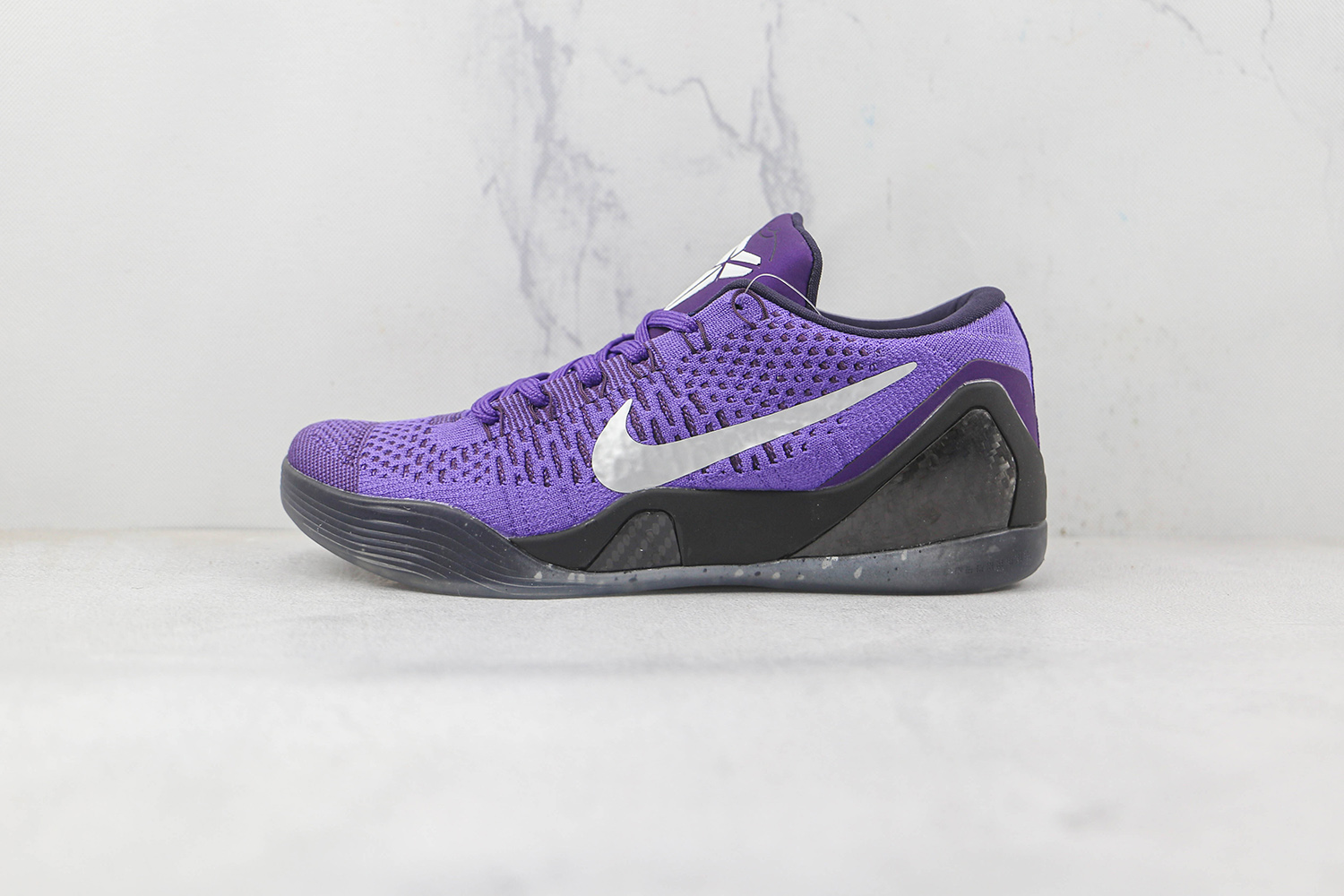 Nike Kobe Sneaker NKS1000107