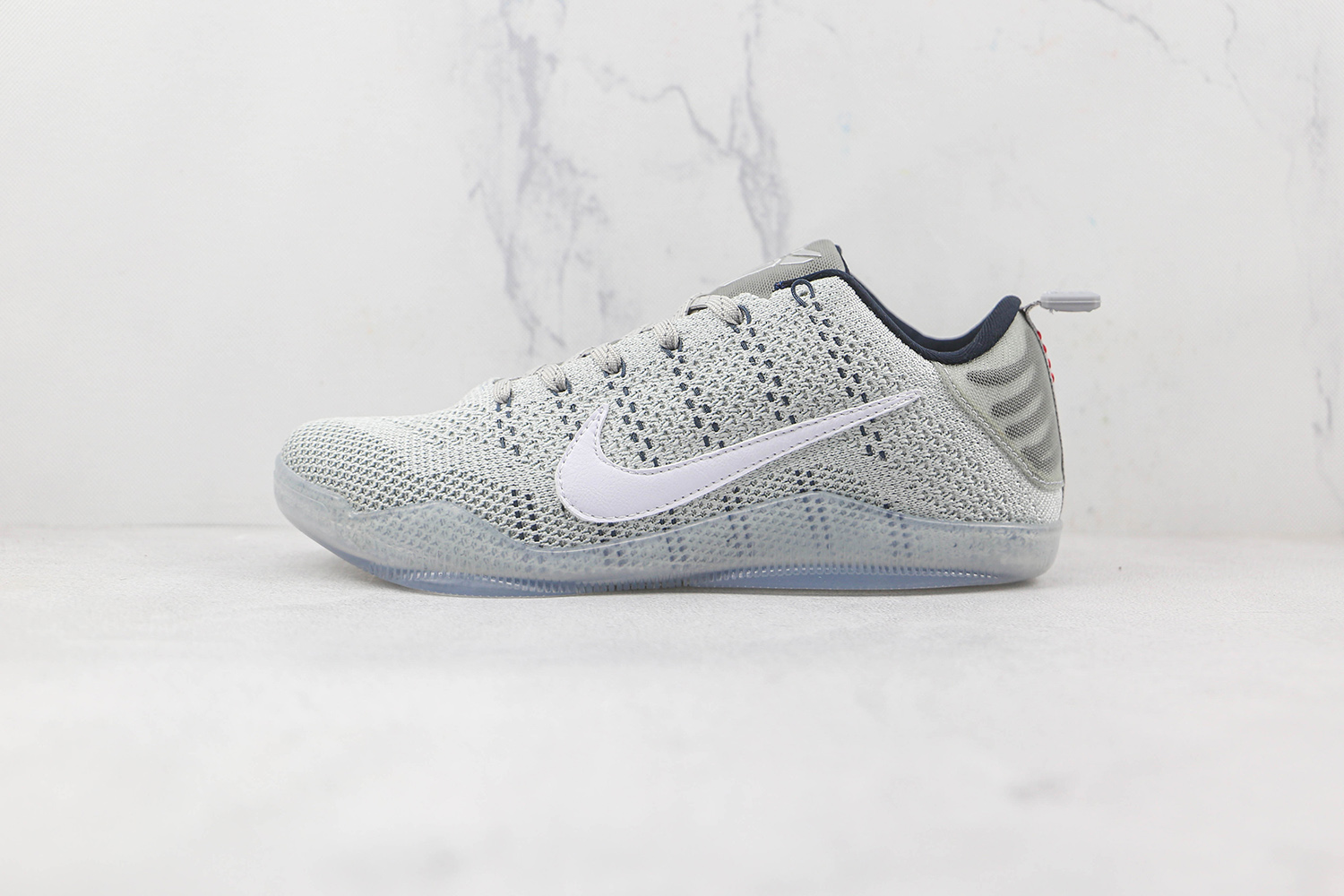 Nike Kobe Sneaker NKS1000112
