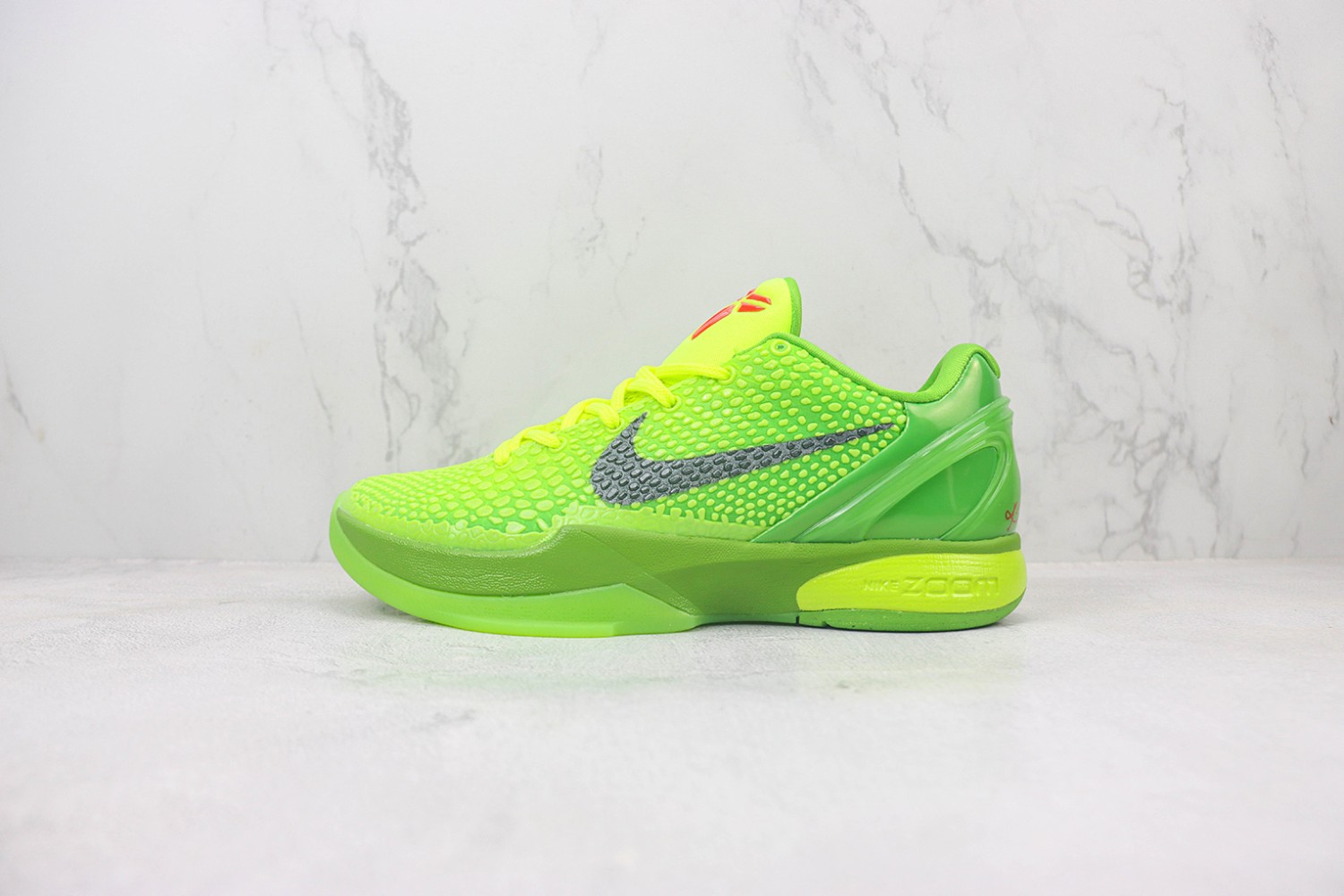  Nike Kobe Sneaker NKS100033