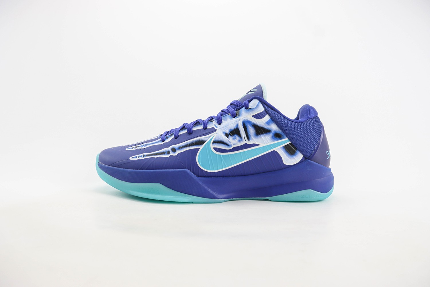  Nike Kobe Sneaker NKS10004
