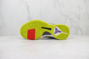  Nike Kobe Sneaker NKS100049