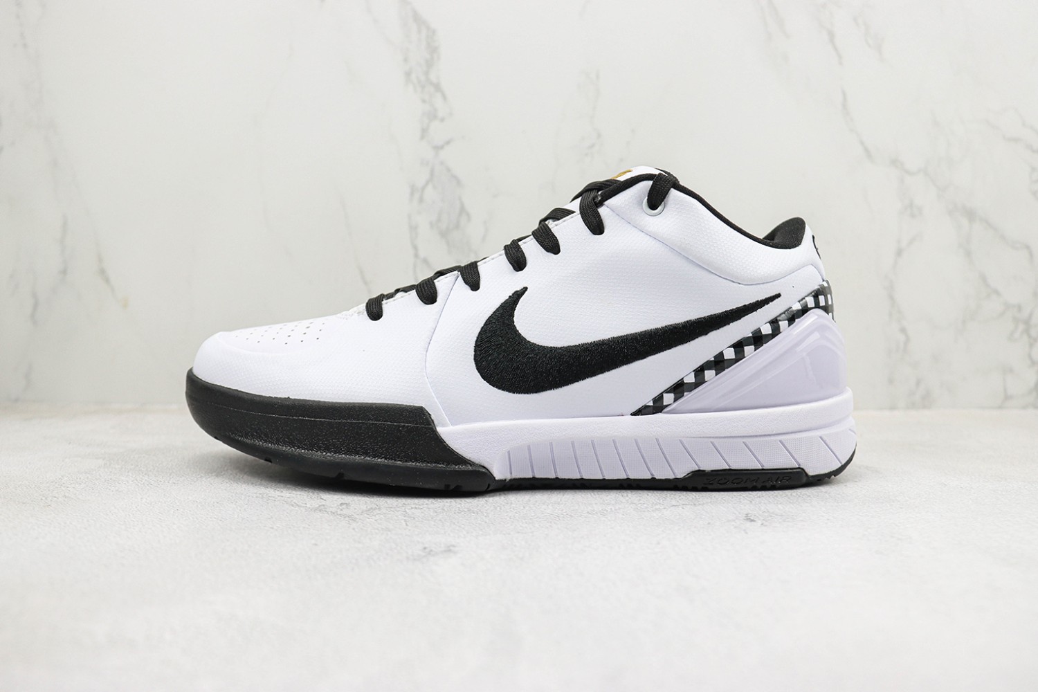  Nike Kobe Sneaker NKS100065
