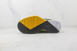 Nike Kobe Sneaker NKS100072