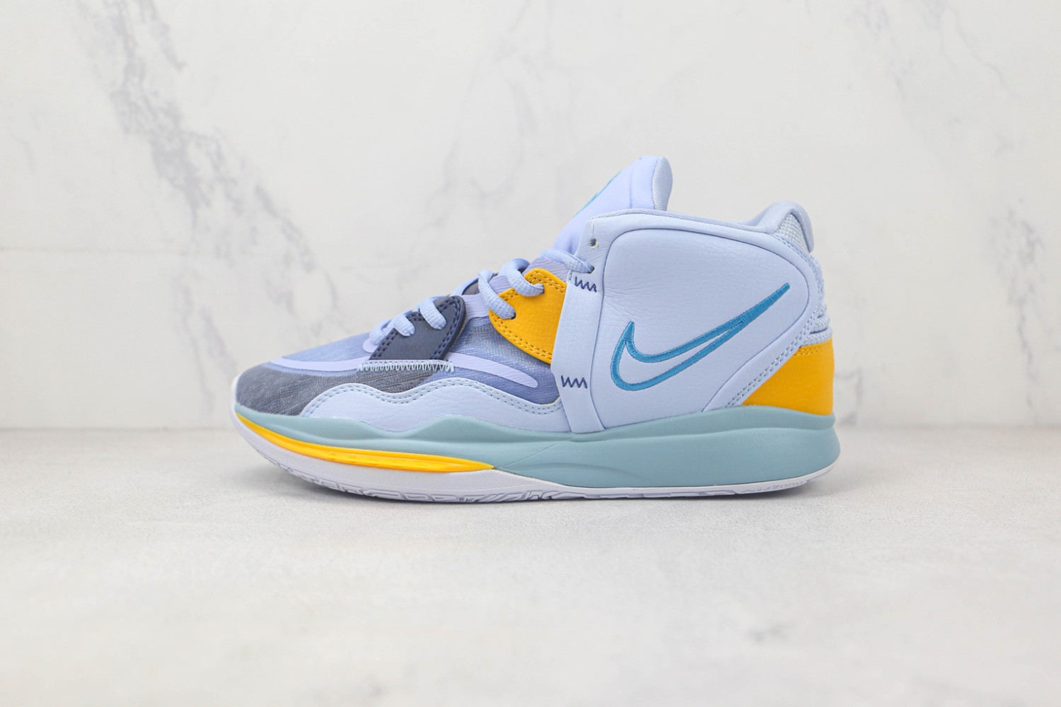 Nike Kyrie 8 NKR100013