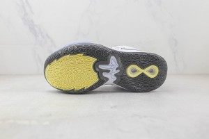 Nike Kyrie 8 NKR10007