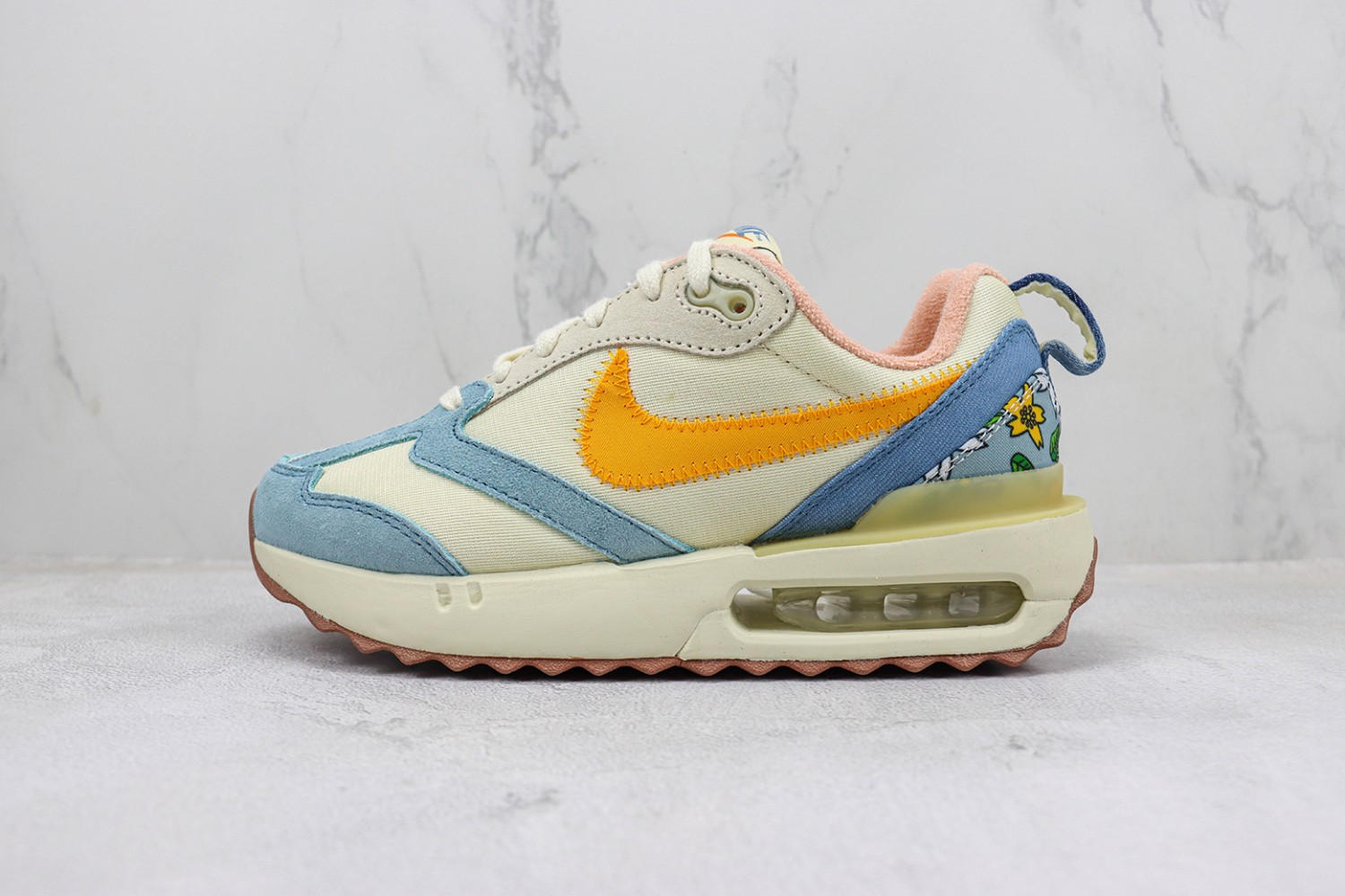 Nike Air Max Dawn NAMD100030