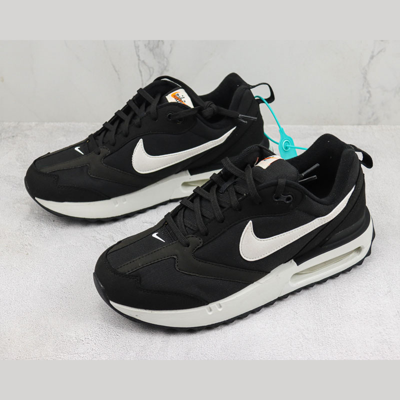 Nike Max Dawn 03 