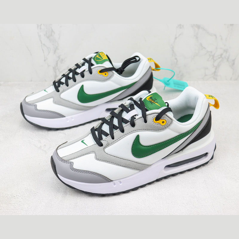 Nike Max Dawn 01