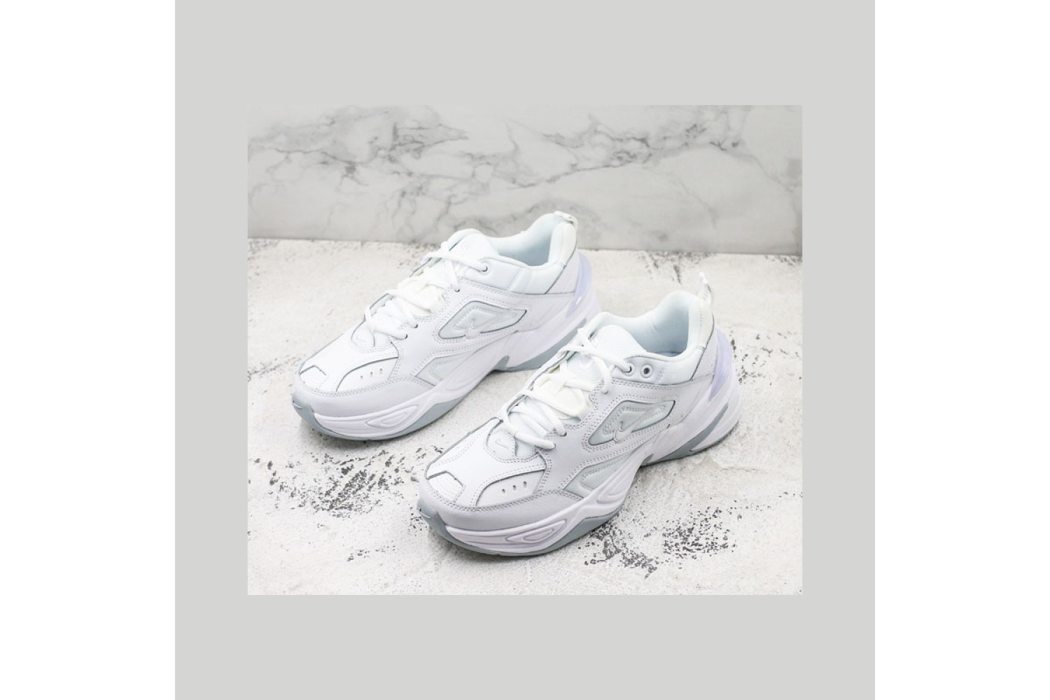 Nike Monarch 01