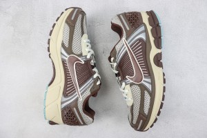  NK Zoom Vomero 5 nkzv100013