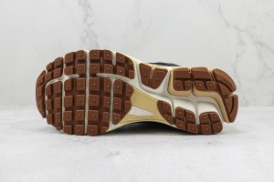 NK Zoom Vomero 5 nkzv100025