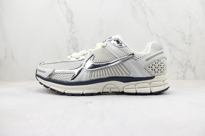  NK Zoom Vomero 5 nkzv100031