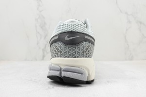  NK Zoom Vomero 5 nkzv100034