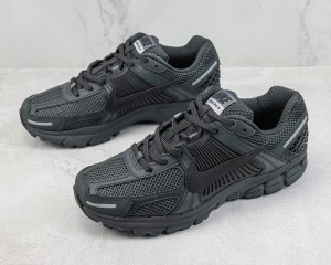  NK Zoom Vomero 5 nkzv10007