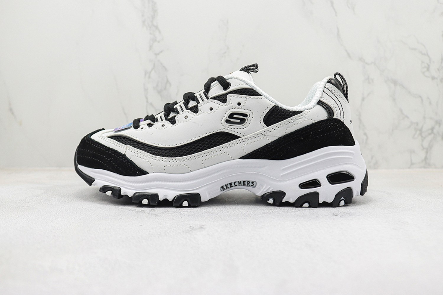 Skechers Lace-up Sneaker SLS100012