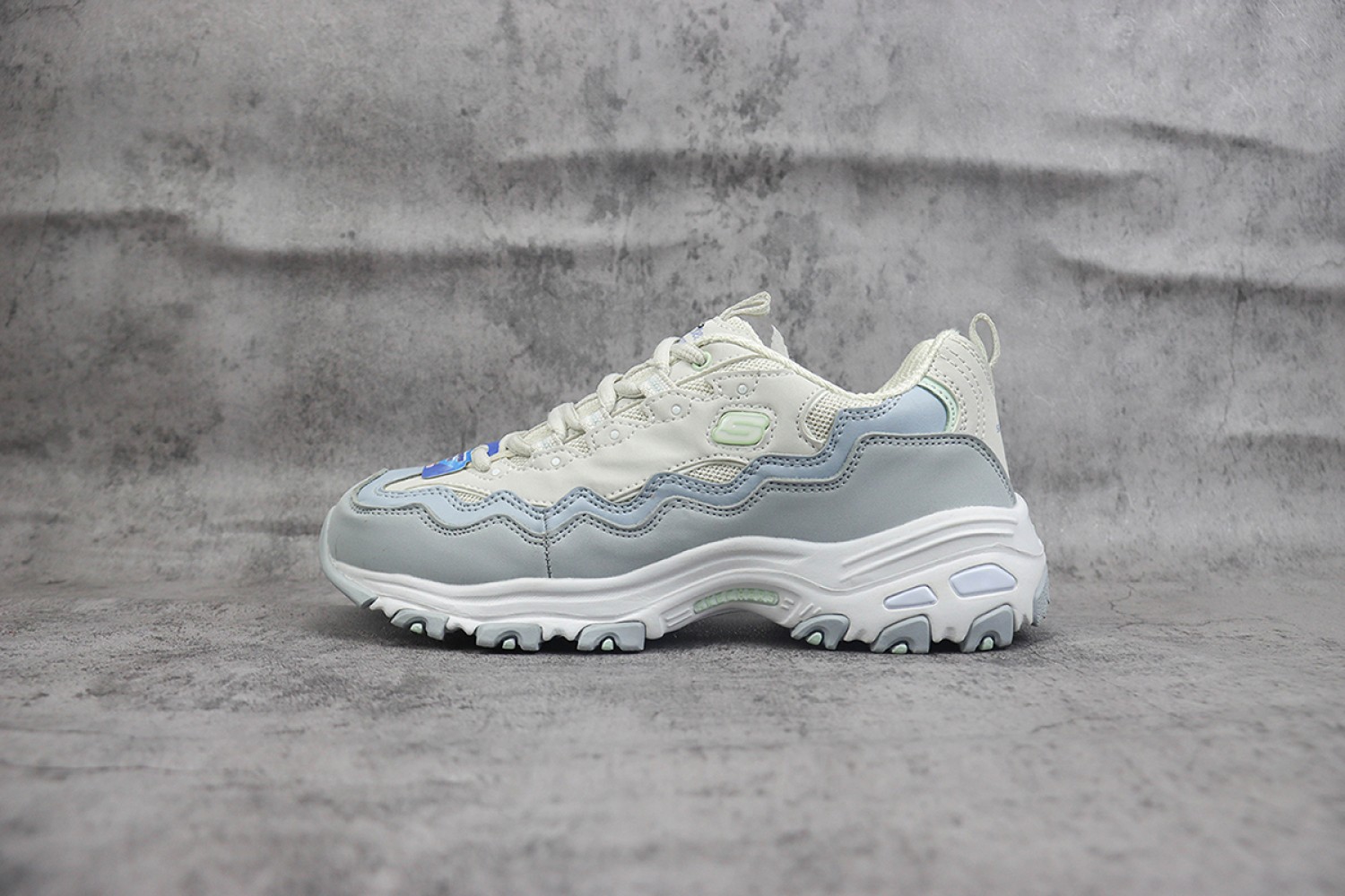 Skechers Lace-up Sneaker SLS10002