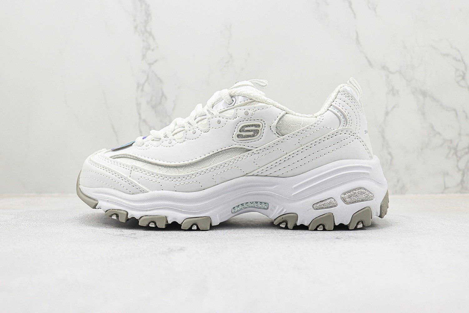 Skechers Lace-up Sneaker SLS100032