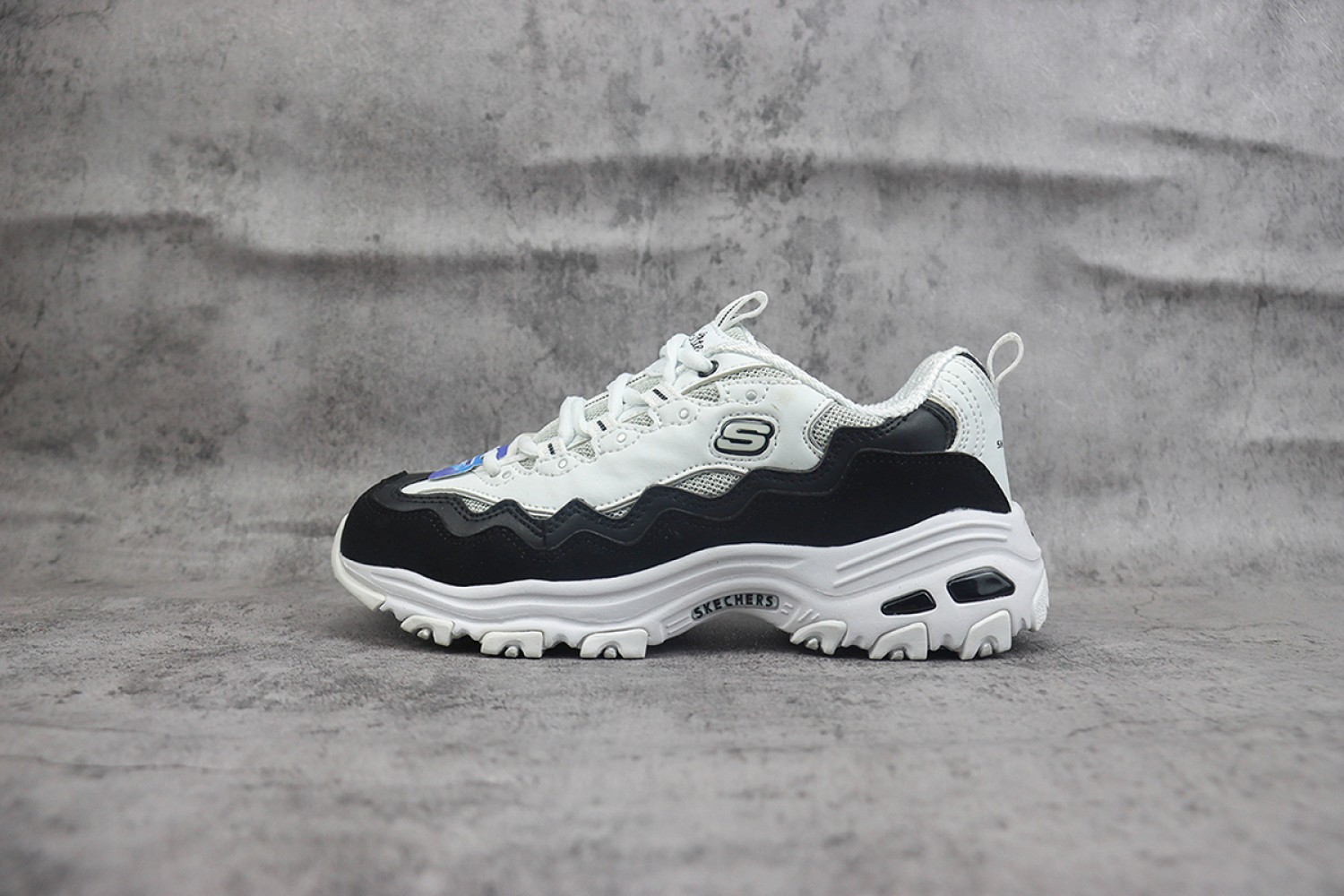 Skechers Lace-up Sneaker SLS10007