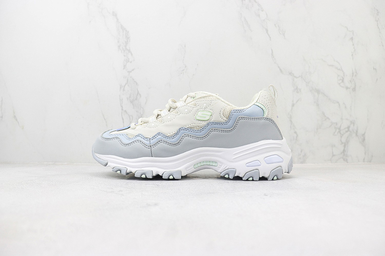 Skechers Lace-up Sneaker SLS10008