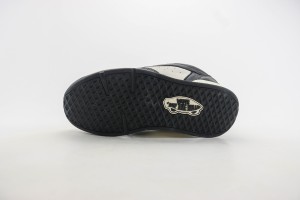 Vans Shoes VSS10000117